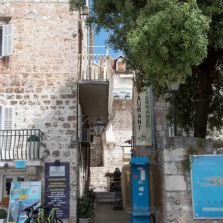 Old Town Hvar 公寓 *
